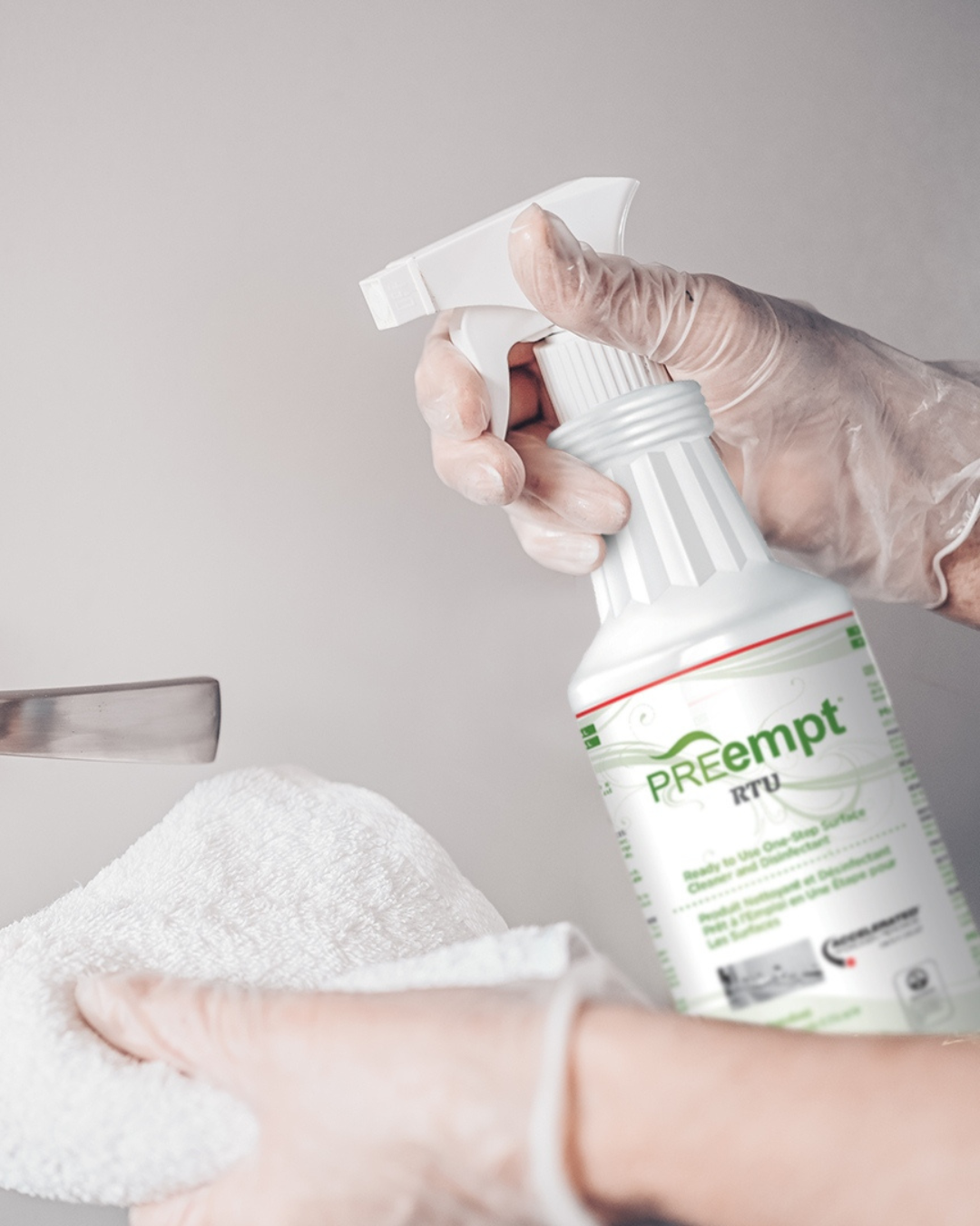 L'importance de la désinfection des surfaces