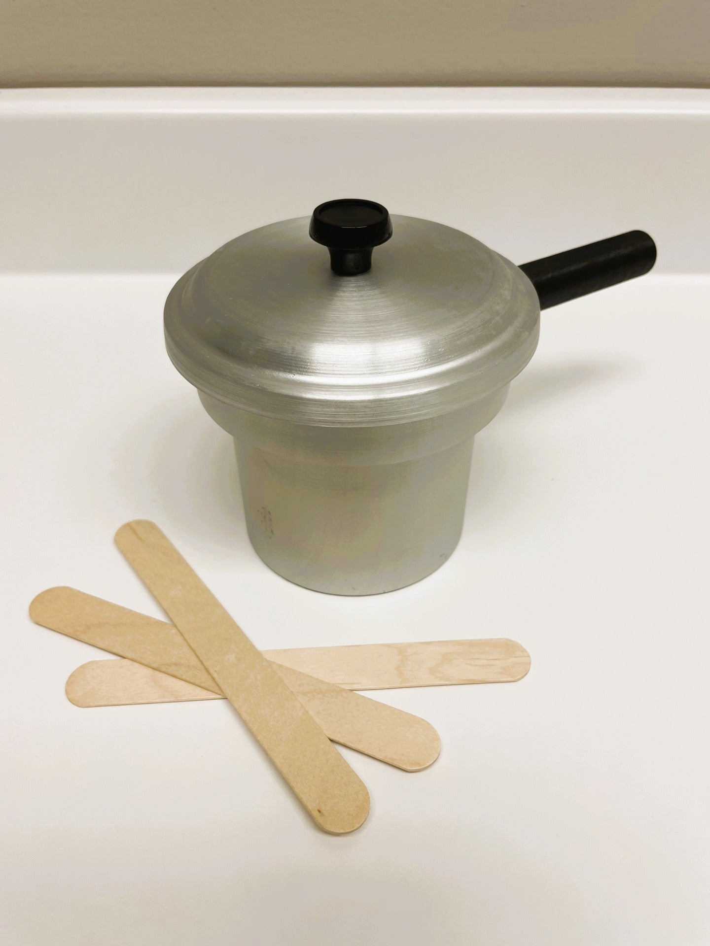 Équipro Wax Container