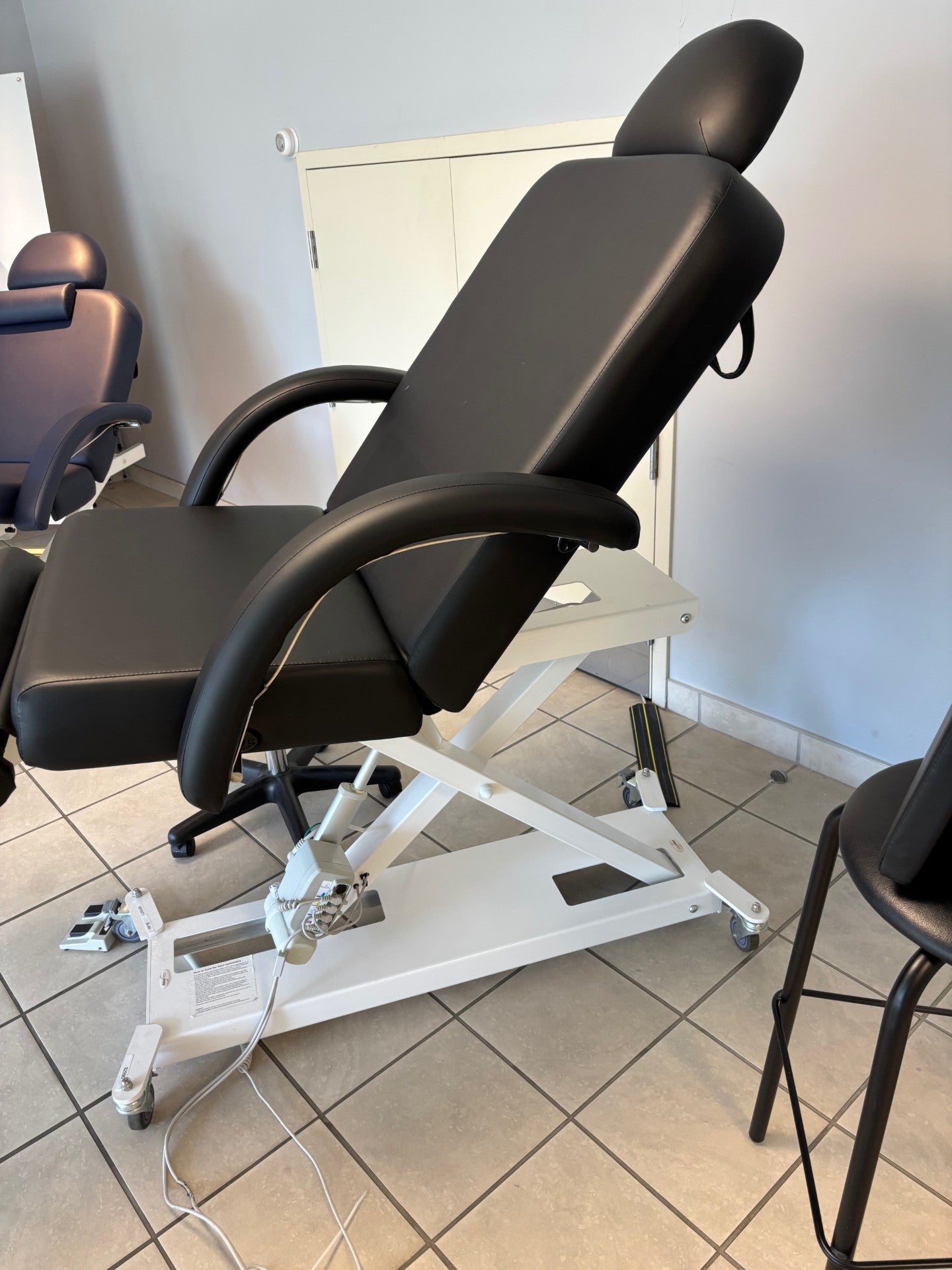 Infinity electric chair